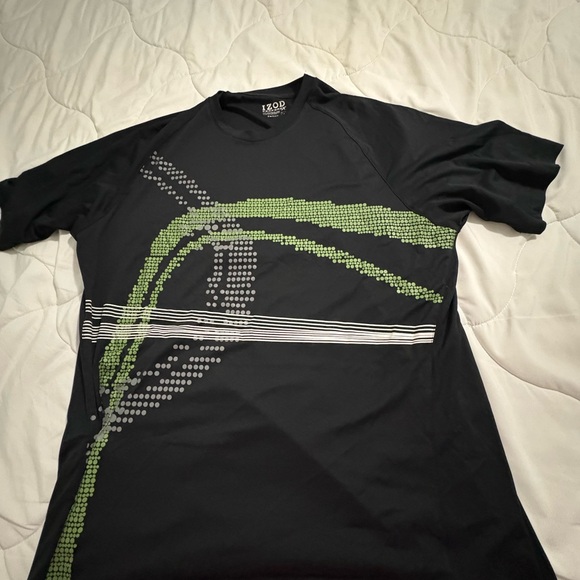 Izod Black T-Shirt with Green and White Graphic - Picture 1 of 2